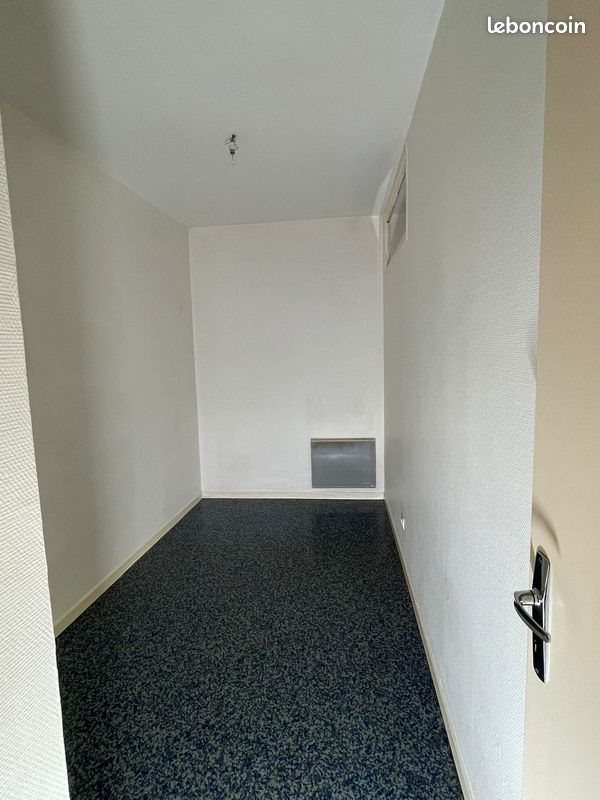 Appartement à louer, 60m², Amplepuis