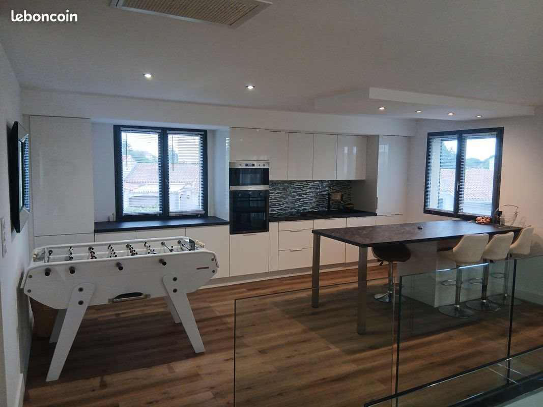 Maison à louer, 110m², Mèze