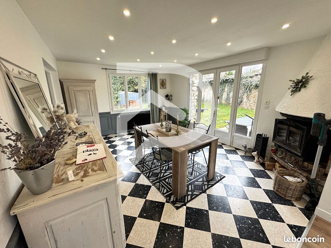 Appartement à vendre, 81m², Gilles