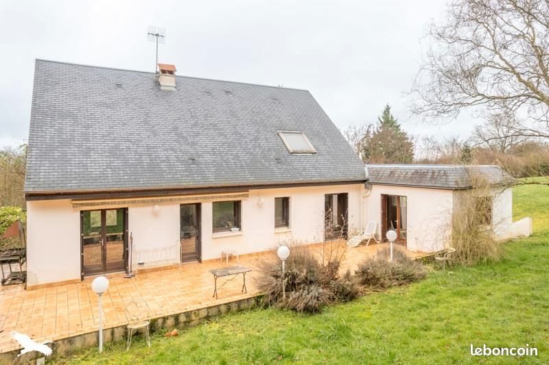 Maison à vendre, 146m², Saint-Amand-Montrond