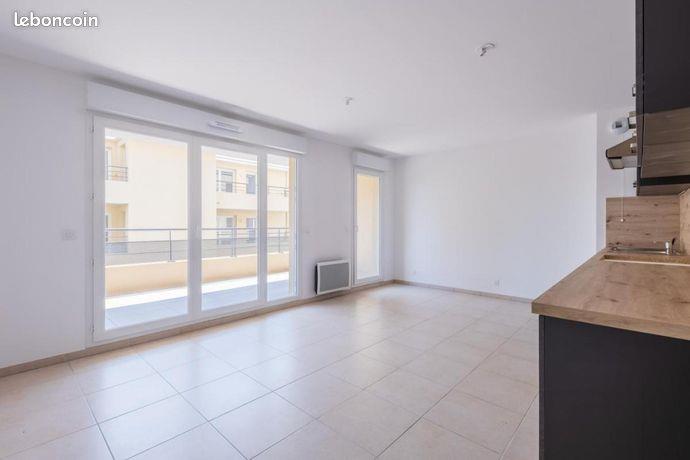 Appartement à louer, 64m², Marseille 12ème