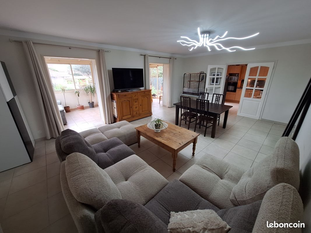 Maison à vendre, 131m², Cuers