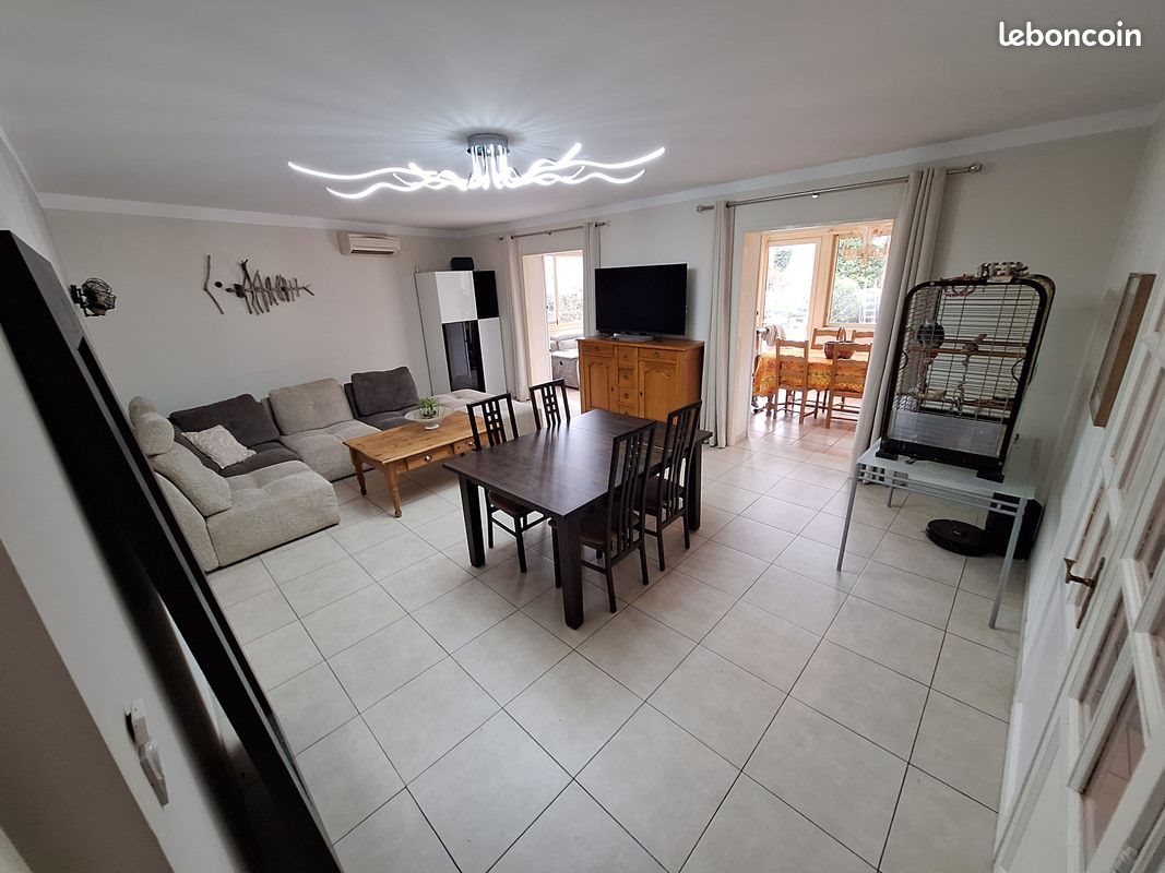 Maison à vendre, 131m², Cuers