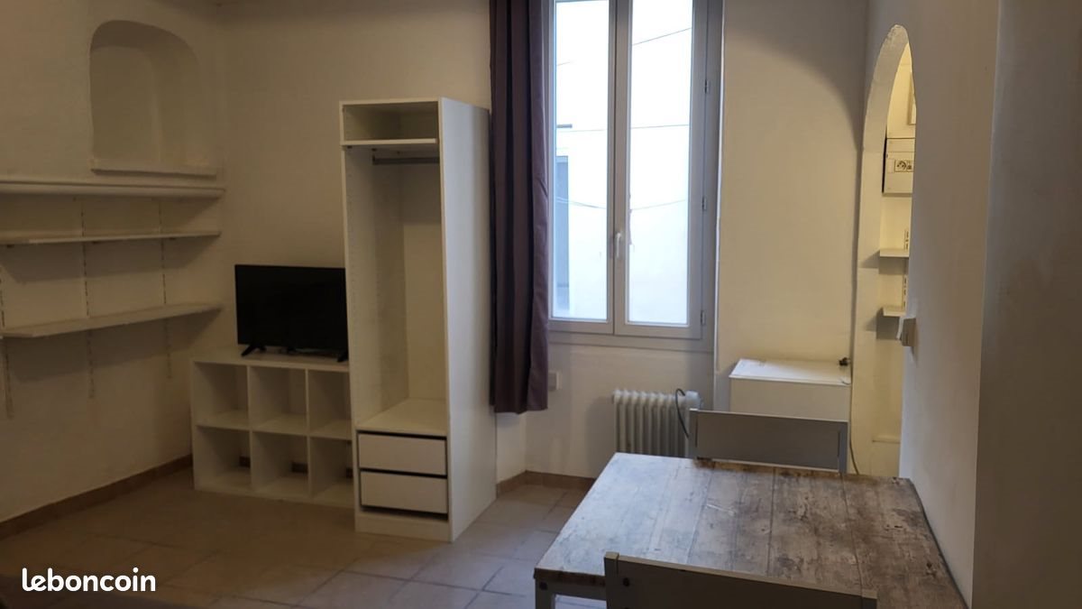 Appartement à louer, 20m², Nîmes