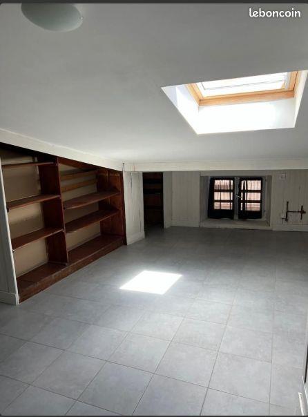 Maison à louer, 56m², Pont-Saint-Esprit