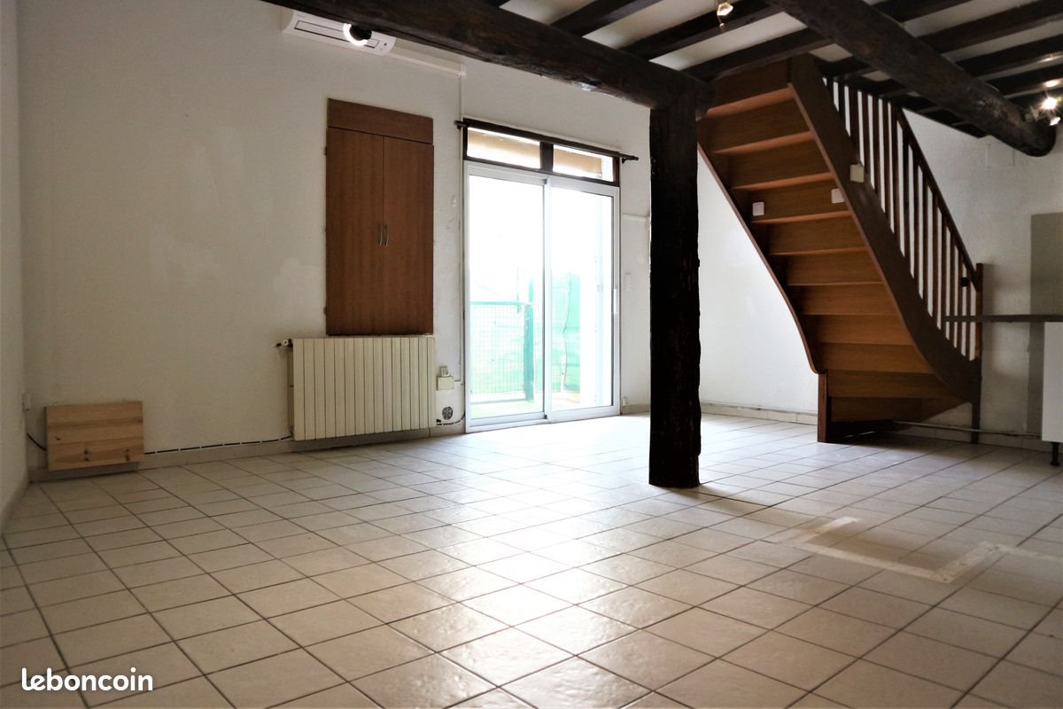 Appartement à louer, 46m², Nîmes