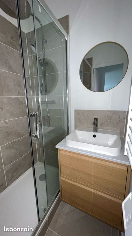 Appartement à louer, 40m², Marseille 8ème