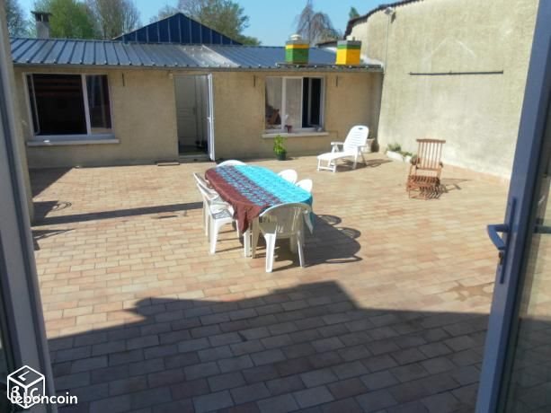 Appartement à louer, 140m², Corbie