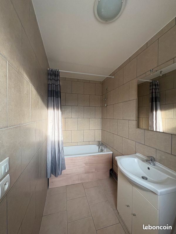 Appartement à louer, 46m², Reims