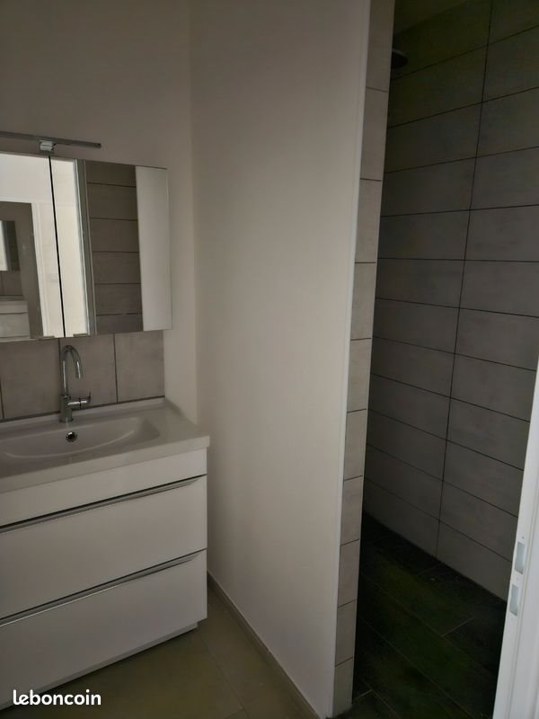 Appartement à louer, 60m², Saint-Claude