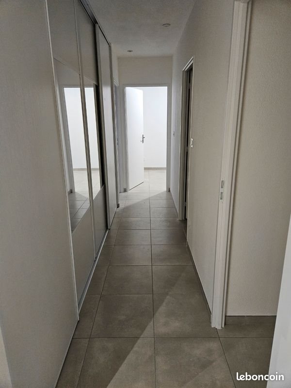 Appartement à louer, 60m², Saint-Claude