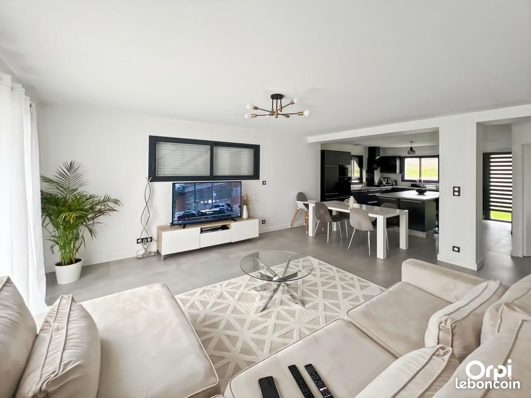Maison à louer, 118m², Caudan