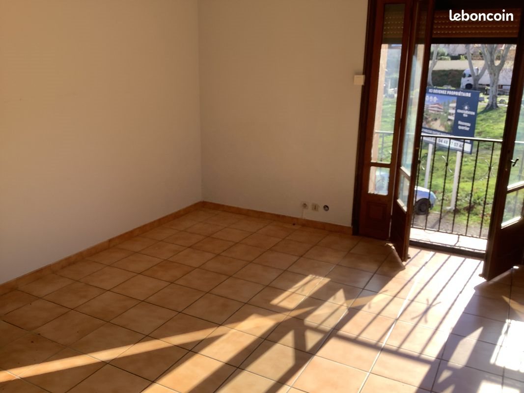 Appartement à louer, 65m², Céret