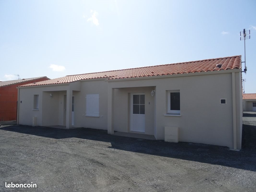 Maison à louer, 50m², Charron