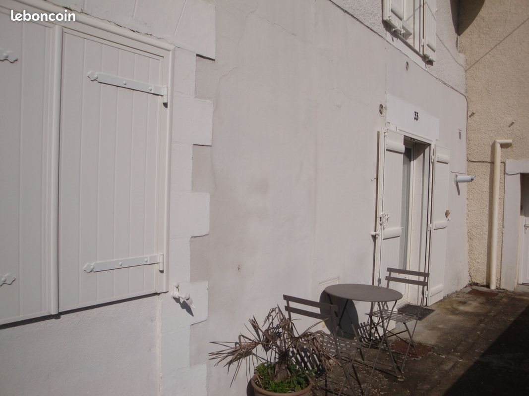 Maison à louer, 72m², Château-l'Evêque