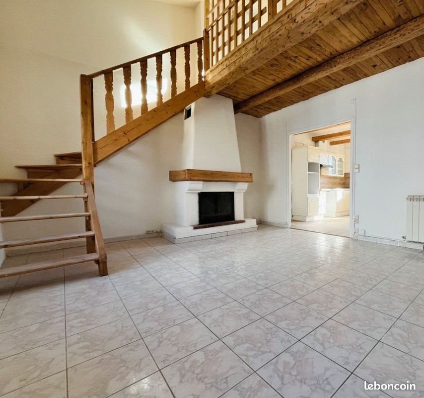 Appartement à louer, 90m², Alès