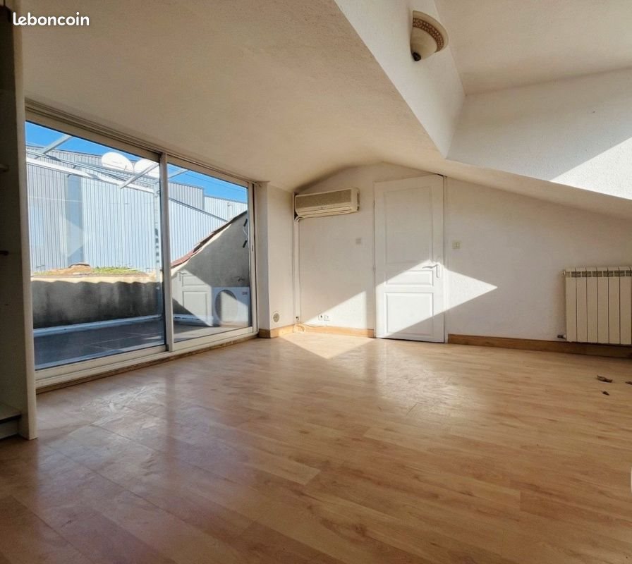 Appartement à louer, 90m², Alès