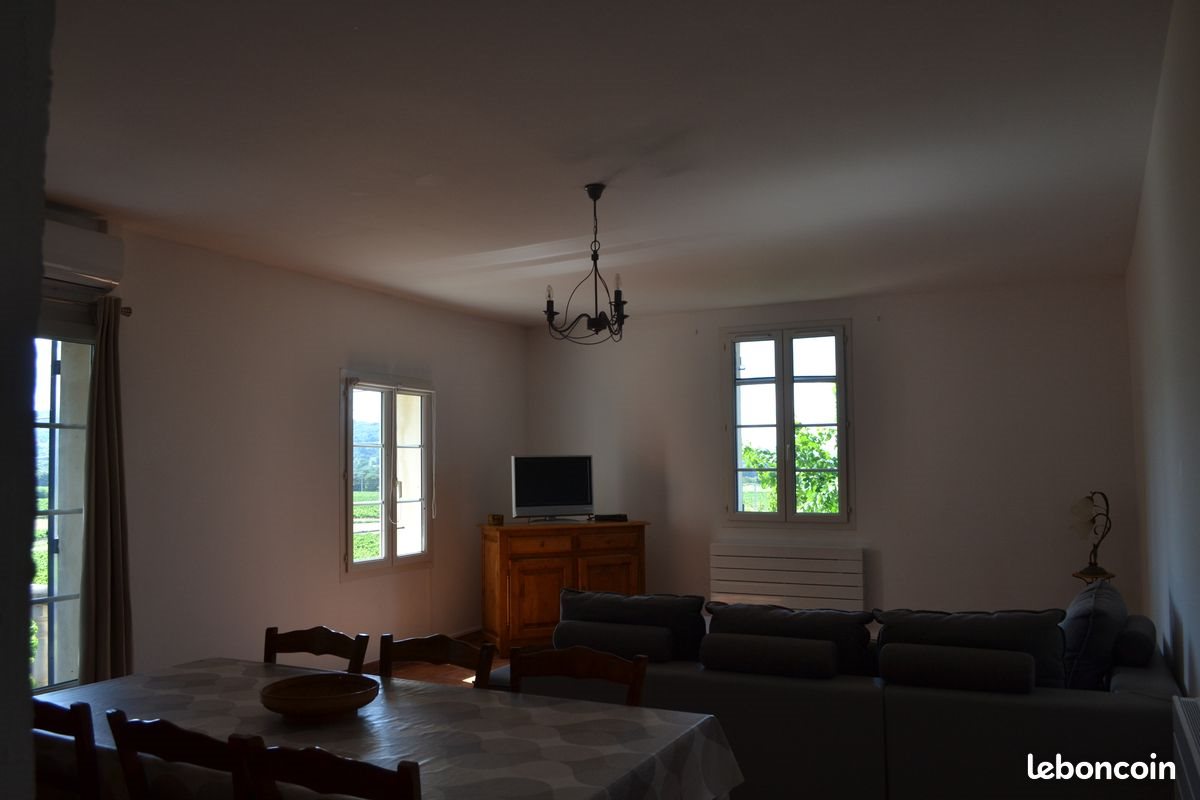 Appartement à louer, 80m², Grillon