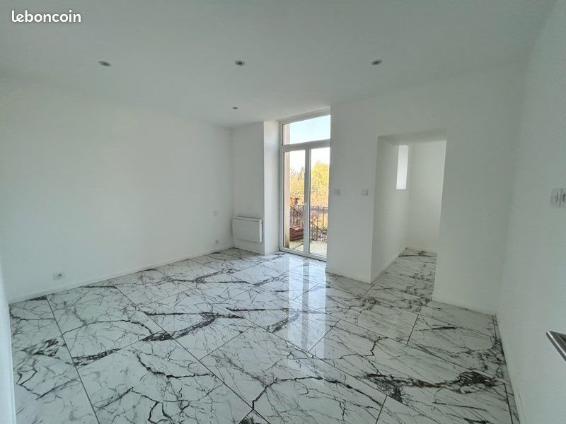 Appartement à louer, 50m², Blanzy