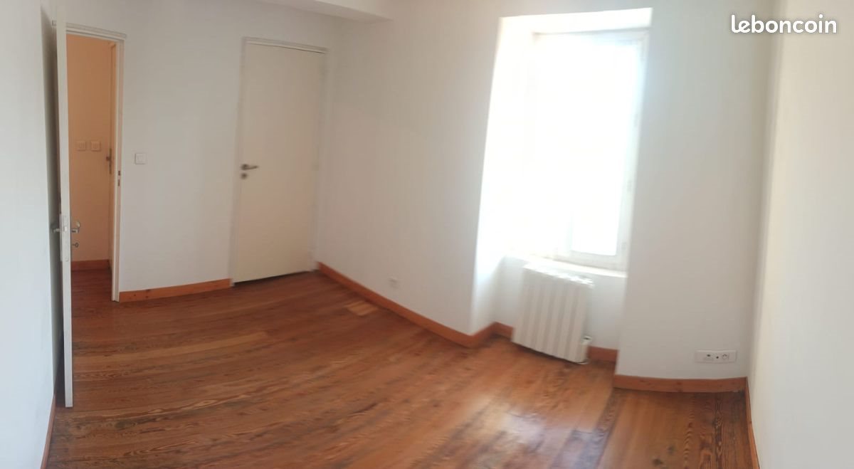 Appartement à louer, 81m², Crémieu