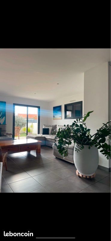 Maison à louer, 126m², Lons