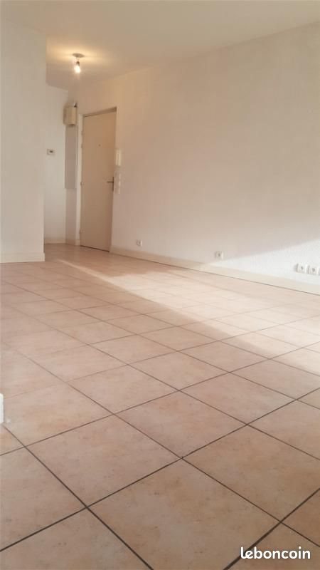 Appartement à louer, 57m², Plan-de-Cuques