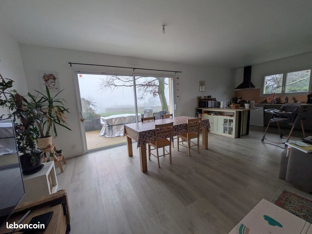 Maison à louer, 79m², Guer