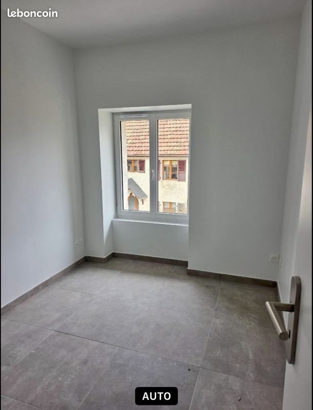 Appartement à louer, 49m², Saint-Jorioz
