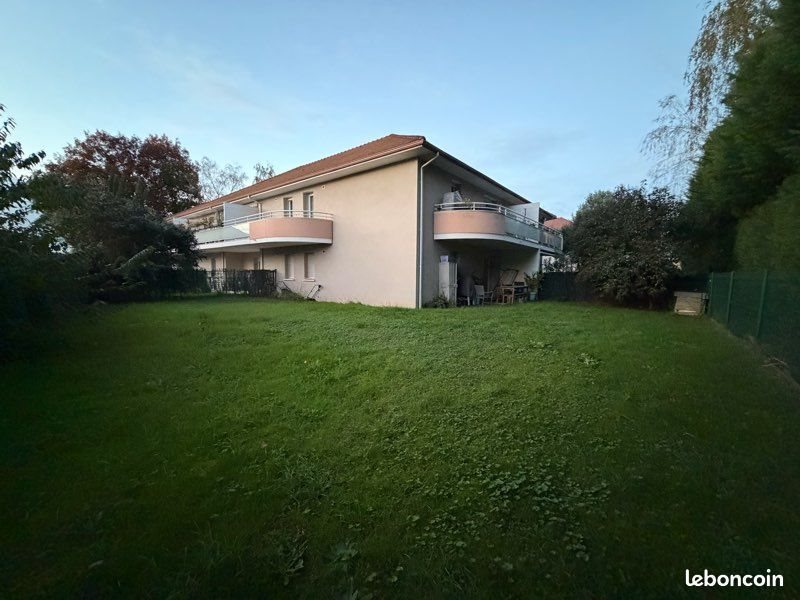 Appartement à louer, 70m², Gelos