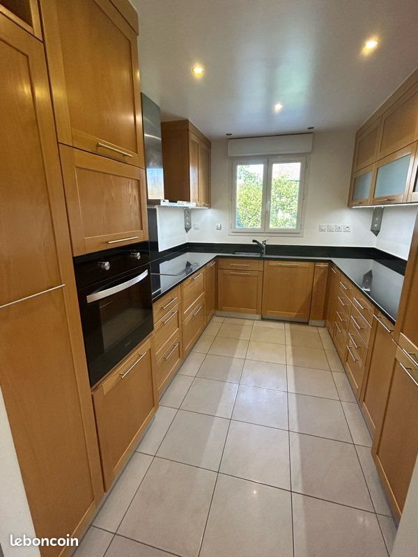 Maison à louer, 92m², Noisy-le-Grand