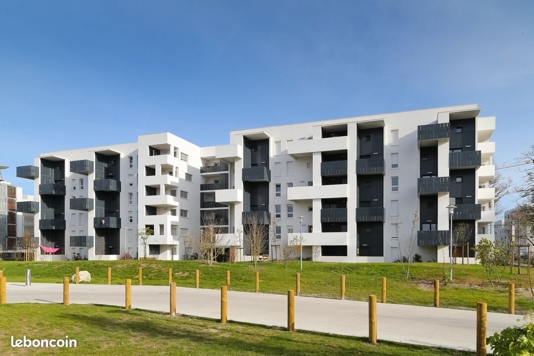 Appartement à louer, 44m², Bègles