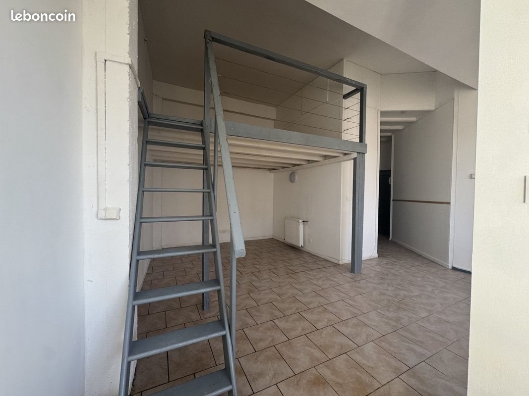 Appartement à louer, 56m², Condé-sur-l'Escaut