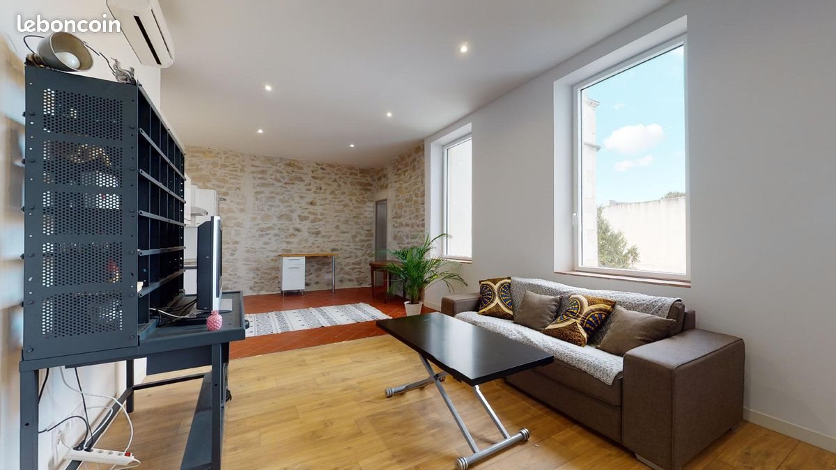 Appartement à louer, 75m², Nîmes