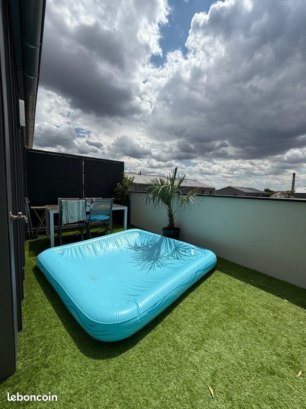 Appartement à vendre, 60m², Pont-de-Chéruy