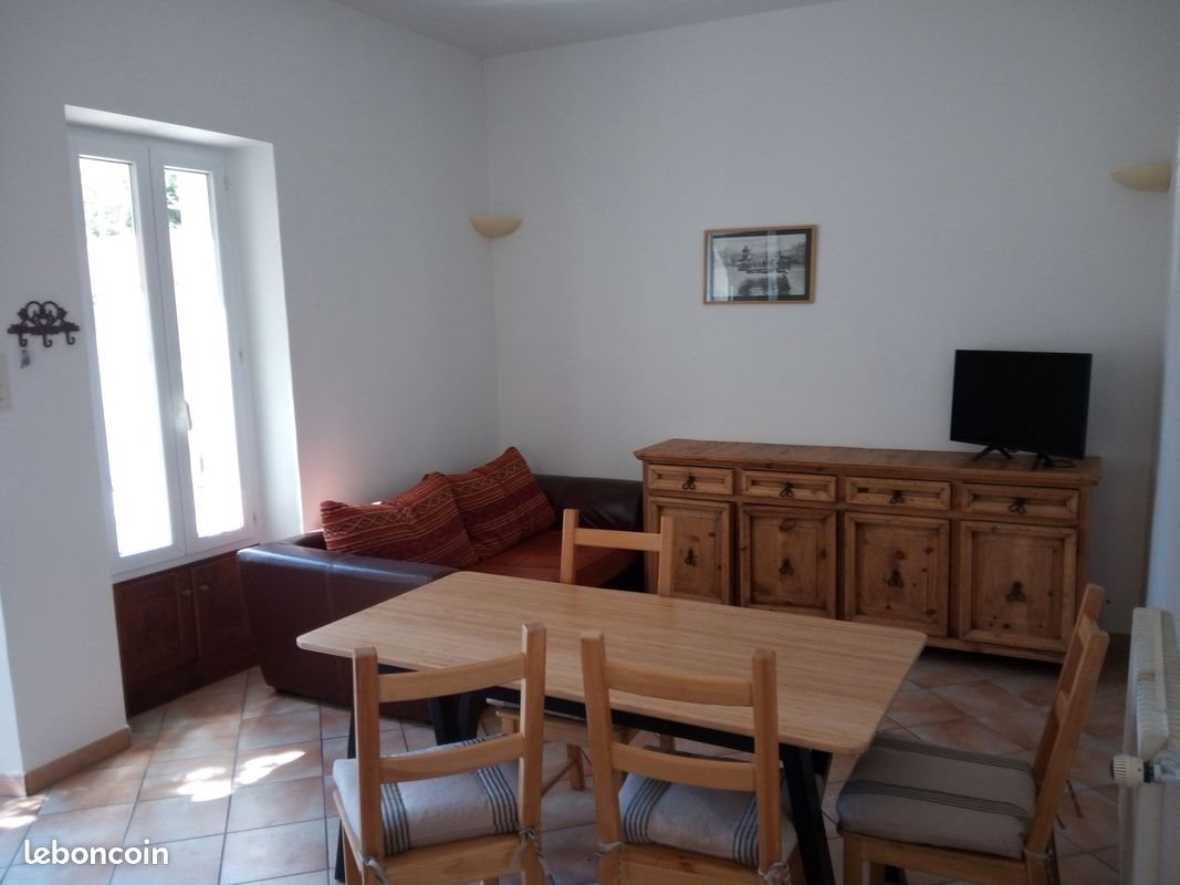Appartement à louer, 42m², Marseille 8ème