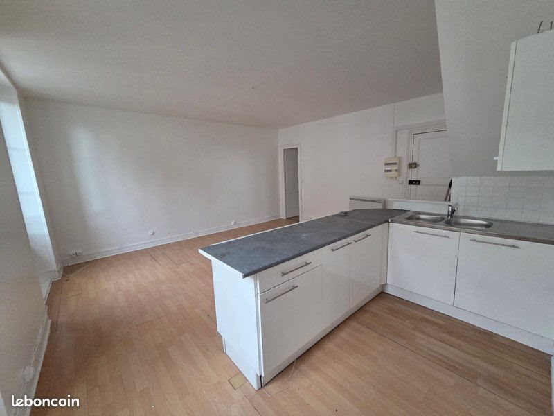 Appartement à louer, 63m², Egreville