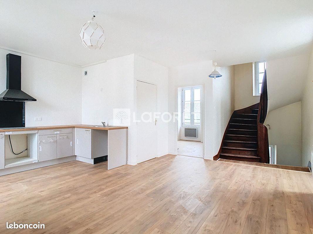 Appartement à louer, 74m², Guignen