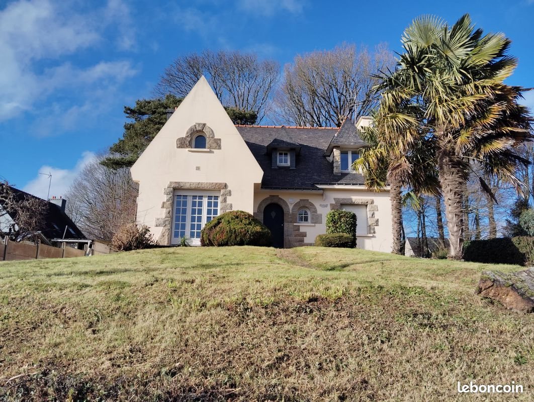 Maison à louer, 240m², Pontivy