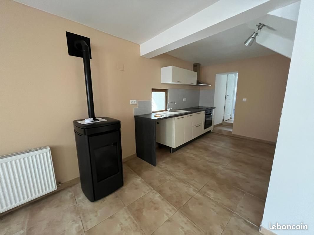 Maison à louer, 85m², Lasbordes