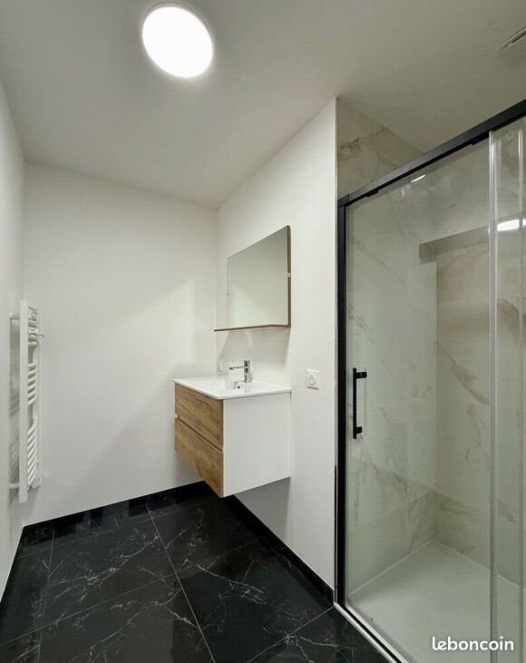 Maison à louer, 90m², Villeneuve-sur-Yonne