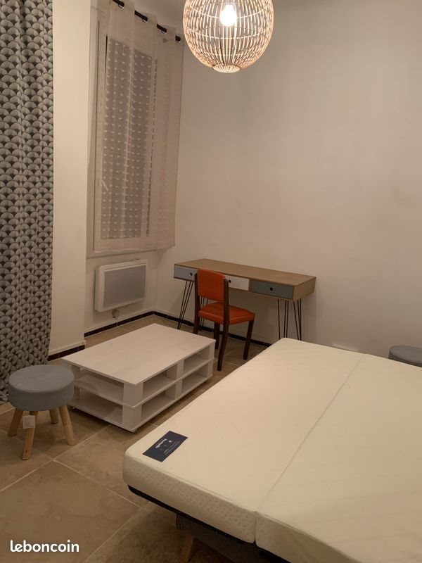 Appartement à louer, 20m², Marseille 5ème