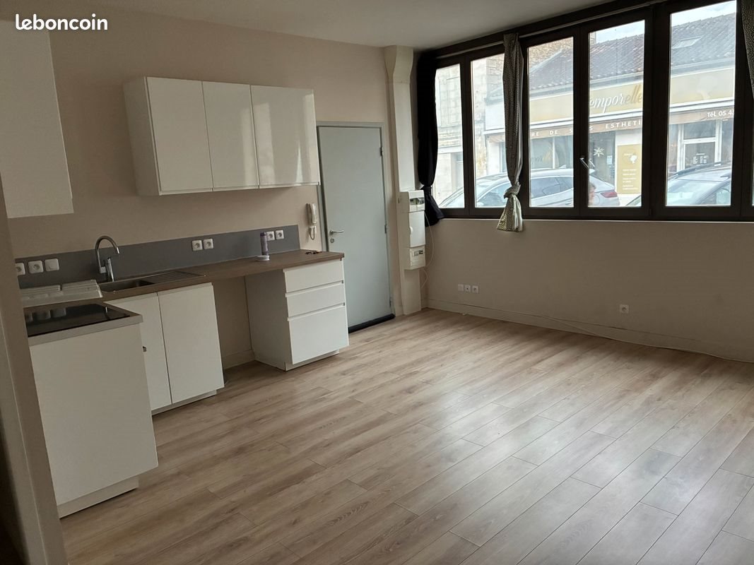 Appartement à louer, 33m², Angoulême