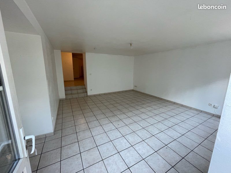 Maison à louer, 94m², Boëssé-le-Sec
