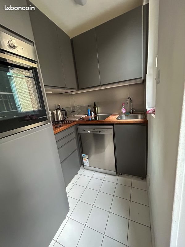 Appartement à louer, 32m², Paris 18ème