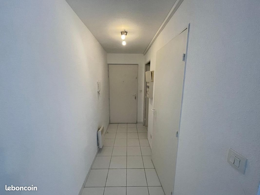 Appartement à louer, 38m², Grenoble