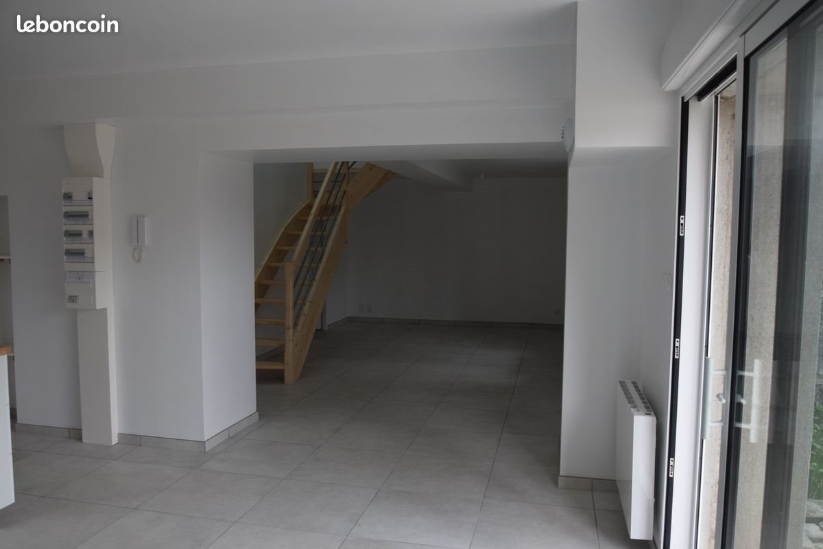 Appartement à louer, 76m², Chazelles-sur-Lyon
