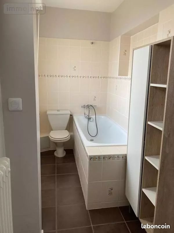 Maison à louer, 108m², Carhaix-Plouguer