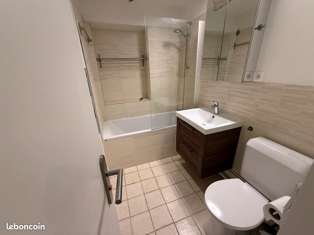 Appartement à louer, 26m², Paris 11ème