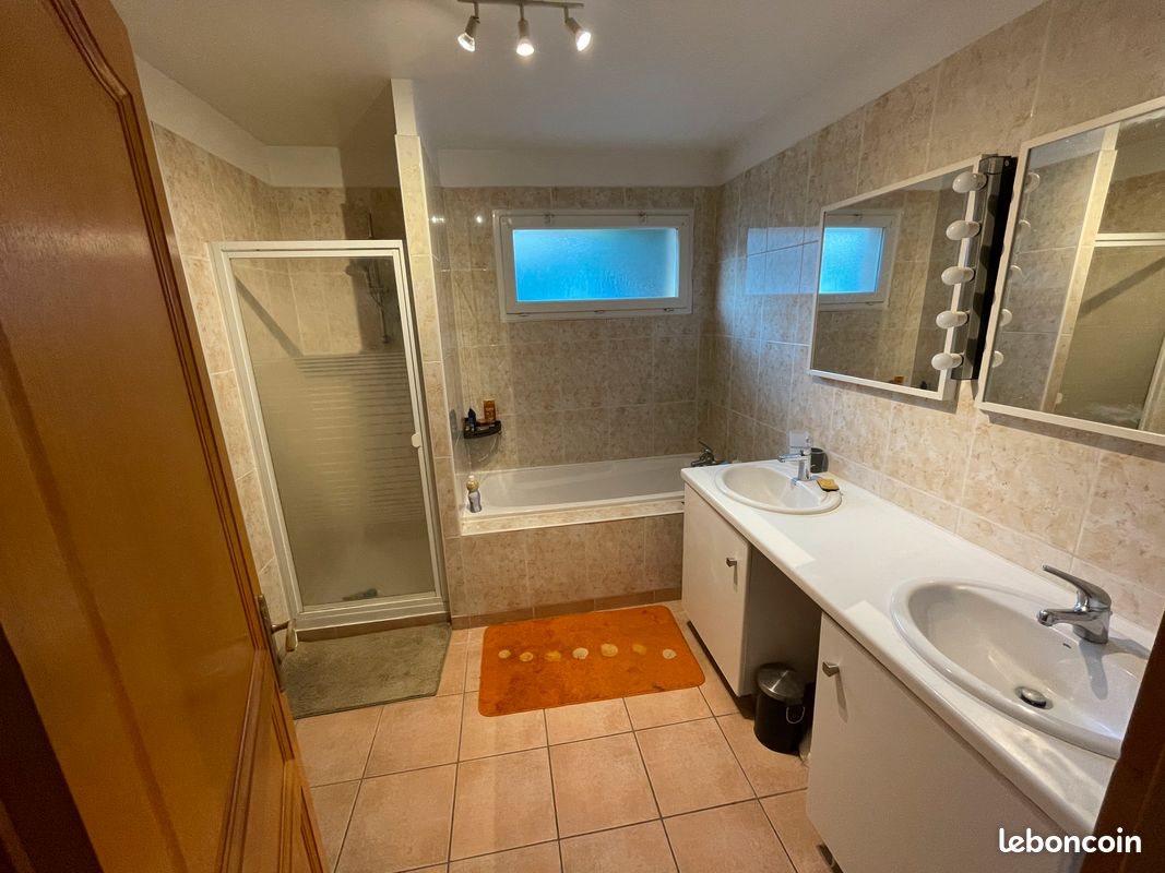 Maison à louer, 135m², Vienne