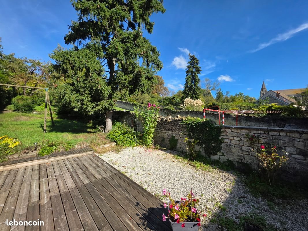 Maison à louer, 250m², Saint-Leu-d'Esserent